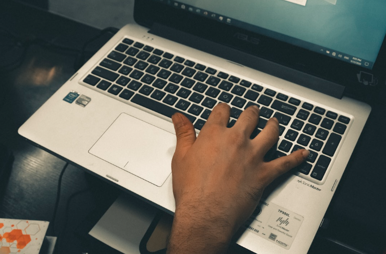 eFax vs InterFAX
